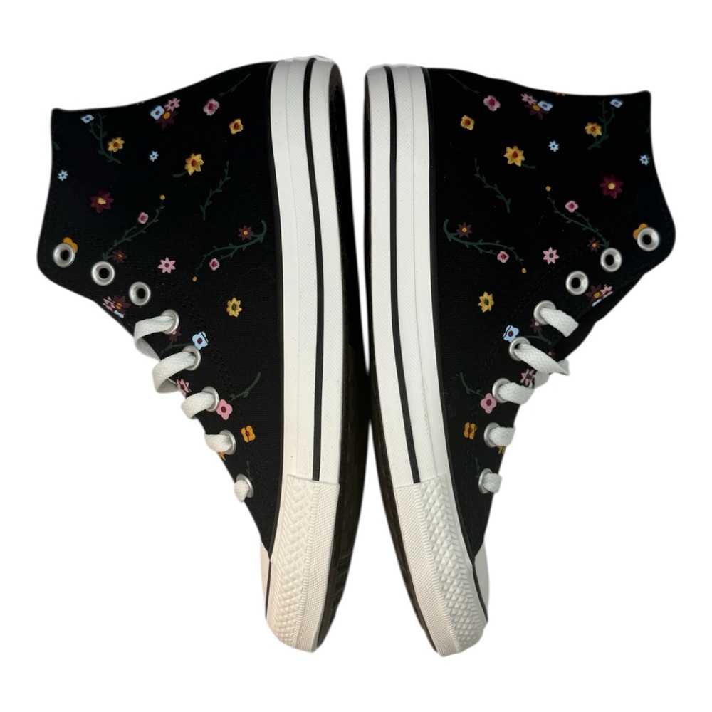 Converse Women's Chuck Taylor All Star Floral Embroidery High Top Shoe, Size 9.5 - Picture 7 of 11